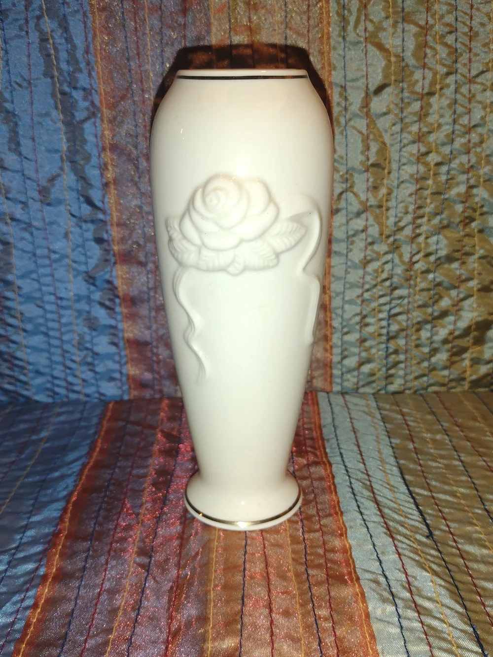 Lenox White  Rose Blossom Bud Vase w/ Gold Trim